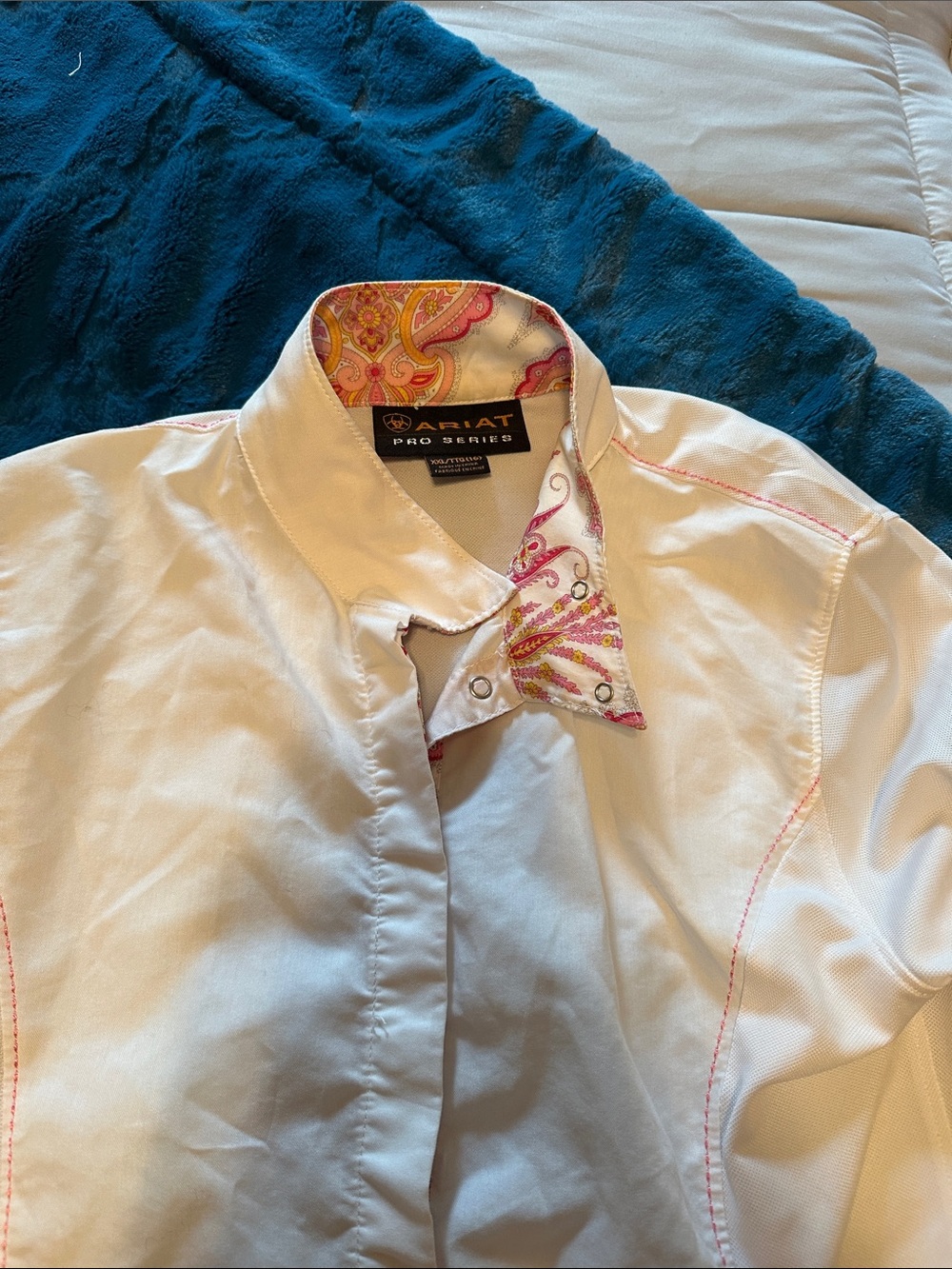 Ariat juniors equestrian White snap Down show Shirt with Pink Paisley Trim